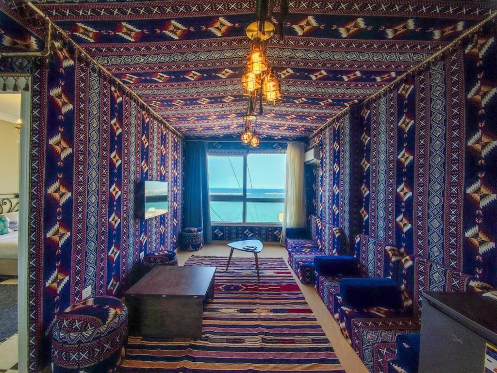 Downtown Sea View Suites Alexandria Eksteriør bilde
