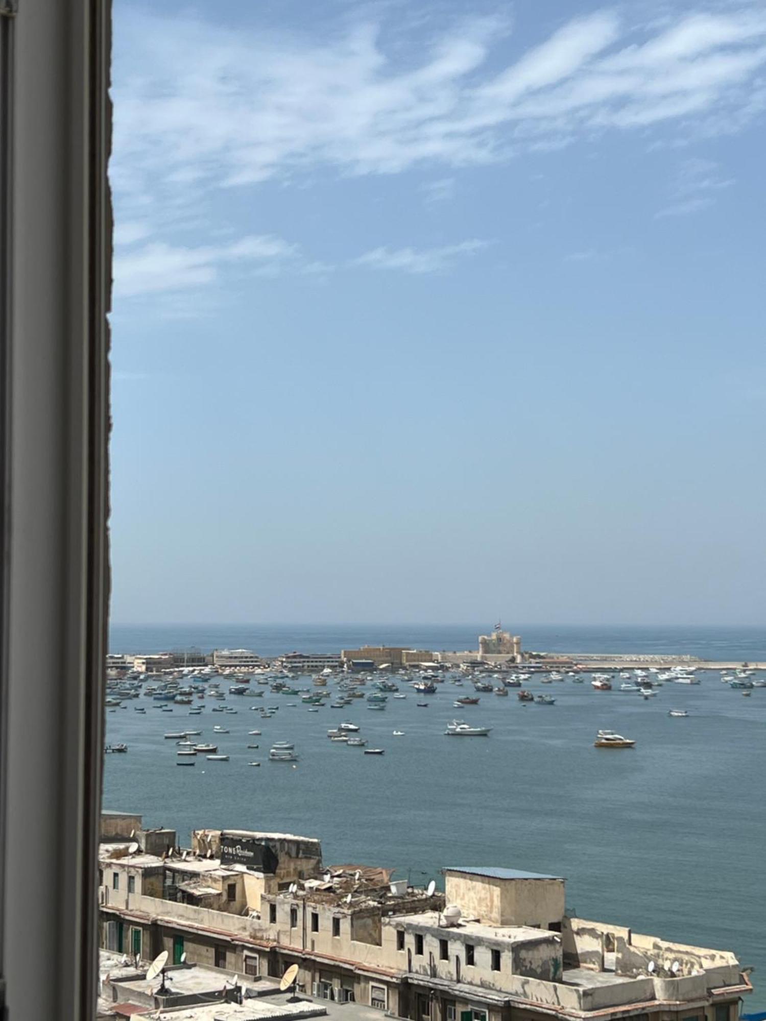 Downtown Sea View Suites Alexandria Eksteriør bilde