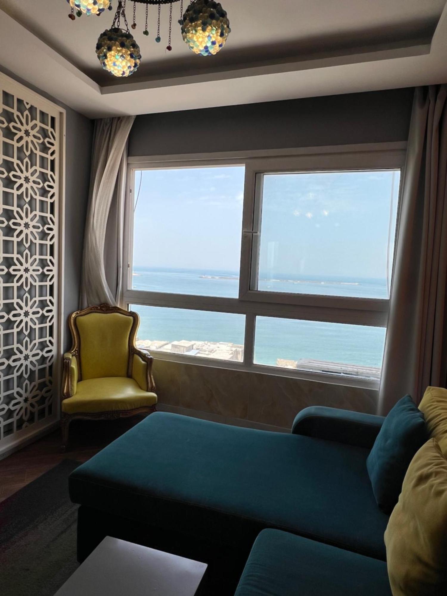 Downtown Sea View Suites Alexandria Eksteriør bilde
